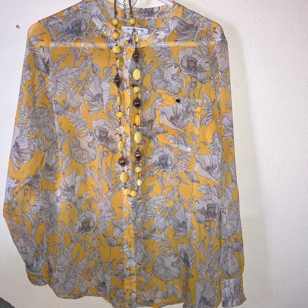 Liz‎ Claiborne Yellow and Gray Floral Print Blouse with Coordinating Necklace